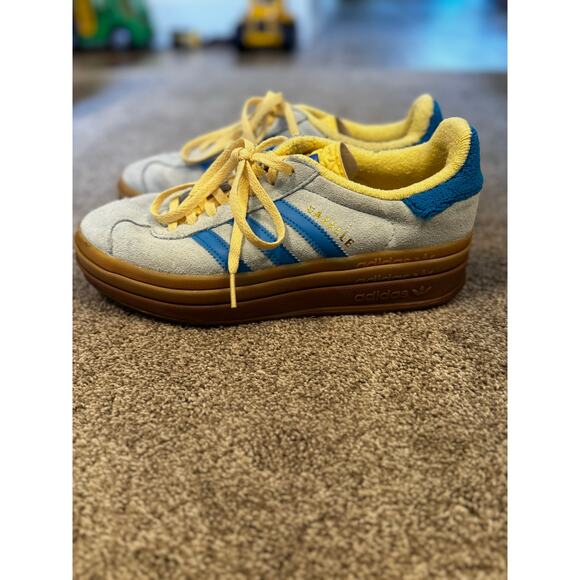 Adidas Gazelle Bold platform shoes - Picture 1 of 7